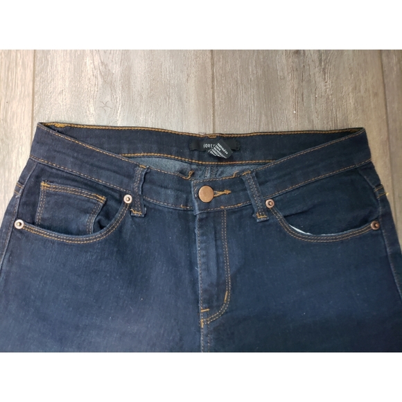 Forever 21 Skinny Dark Denim Jeans - Picture 4 of 10
